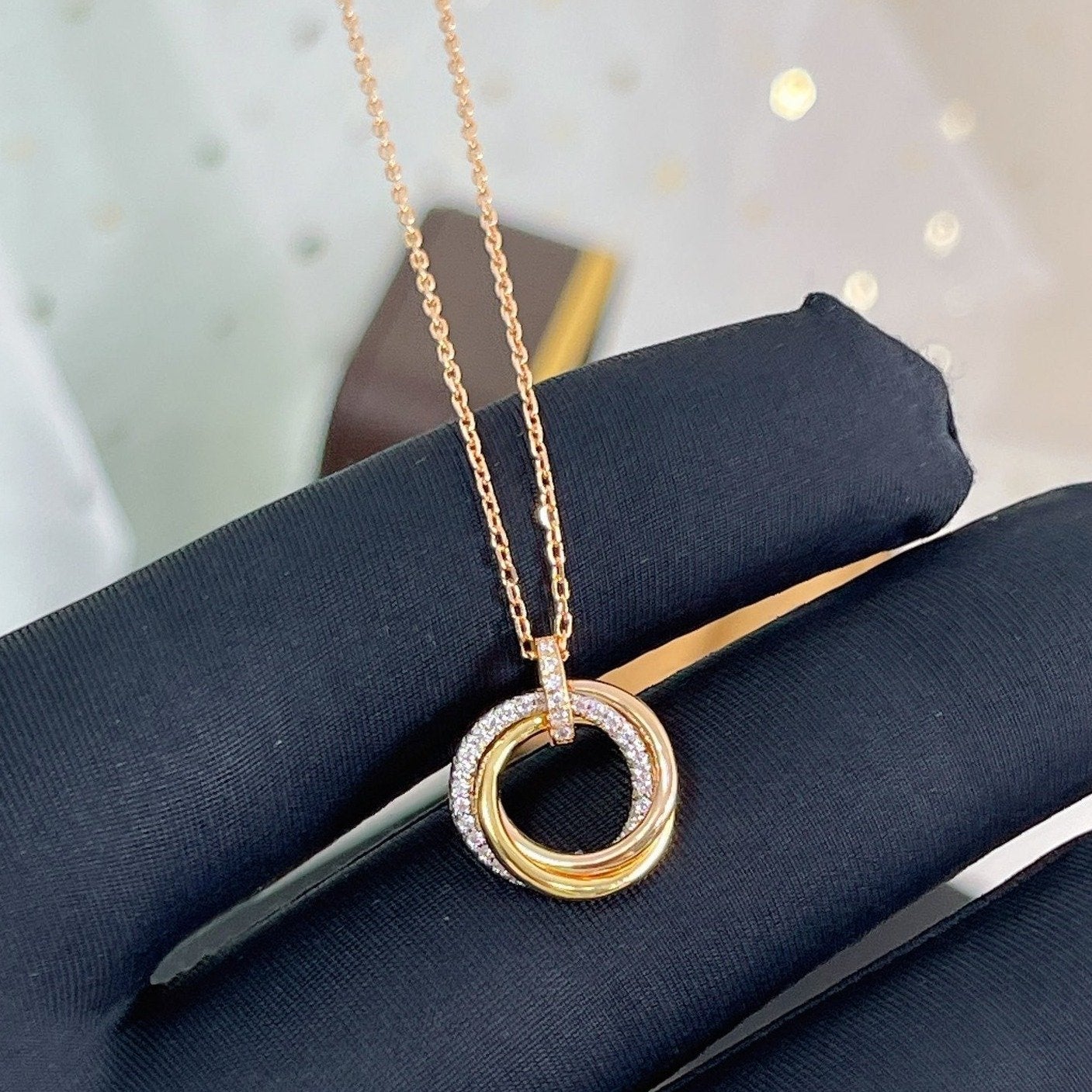 ¡®Loco¡¯TRINITY NECKLACE SILVER GOLD PINK GOLD DIAMONDS