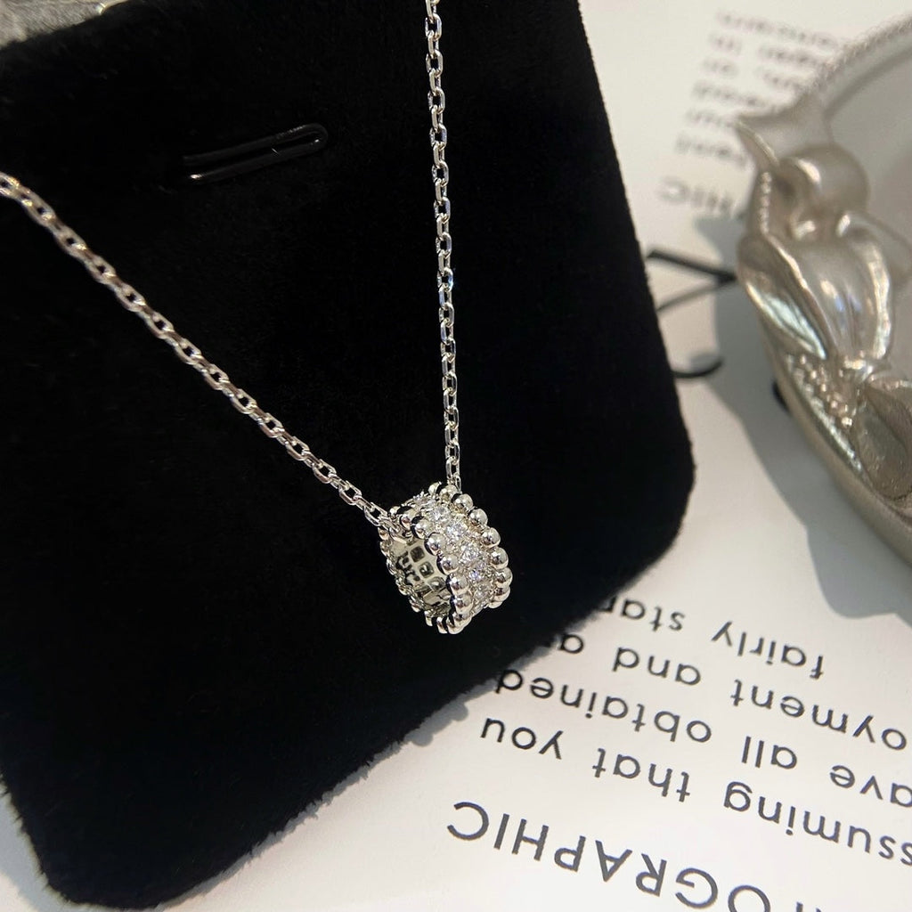 ¡®Loco¡¯PERLEE DIAMOND NECKLACE