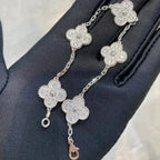 [Loco] New  CLOVER 5 MOTIF FULL DIAMOND BRACELET COLLECTION