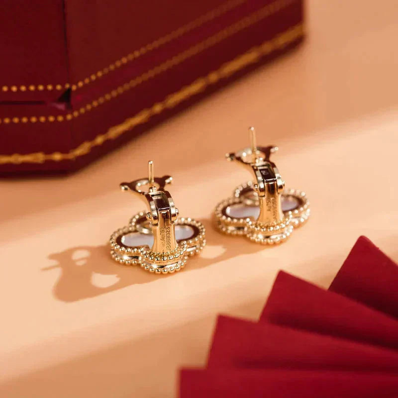 ¡®Loco¡¯CLOVER MEDIUM 1 MOTIFS  WHITE MOP STUD EARRINGS