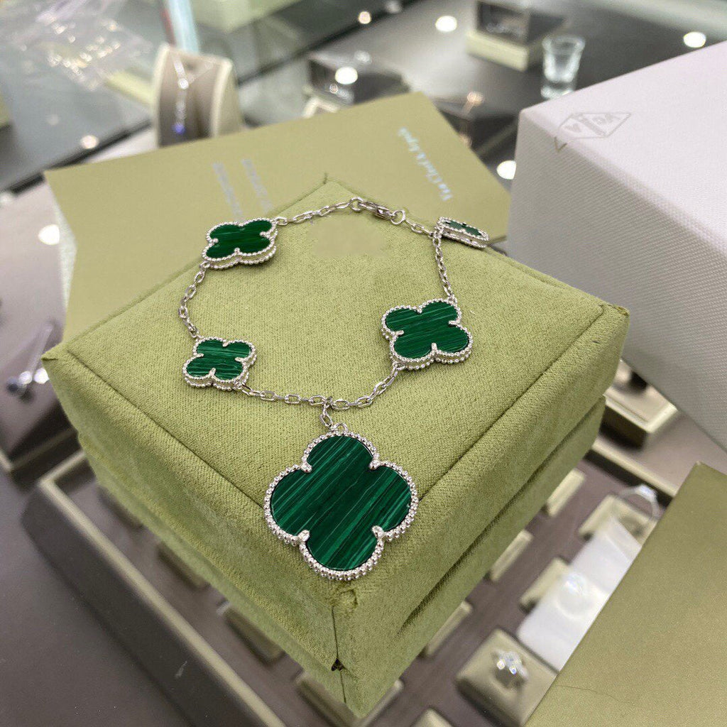 ¡®Loco¡¯CLOVER 5 MOTIFS SIVLER MALACHITE BRACELET