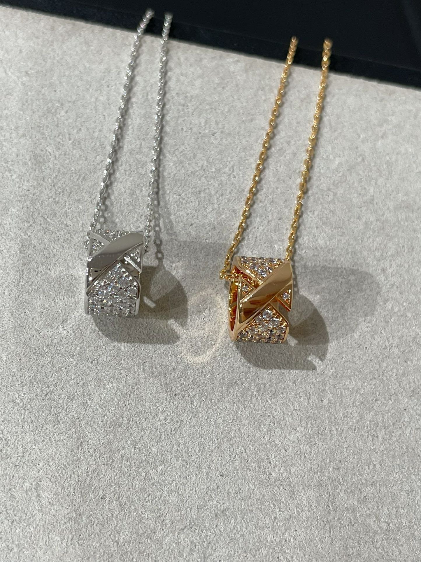 ¡®Loco¡¯LIENS EVIDENCE DIAMOND PAVED NECKLACE