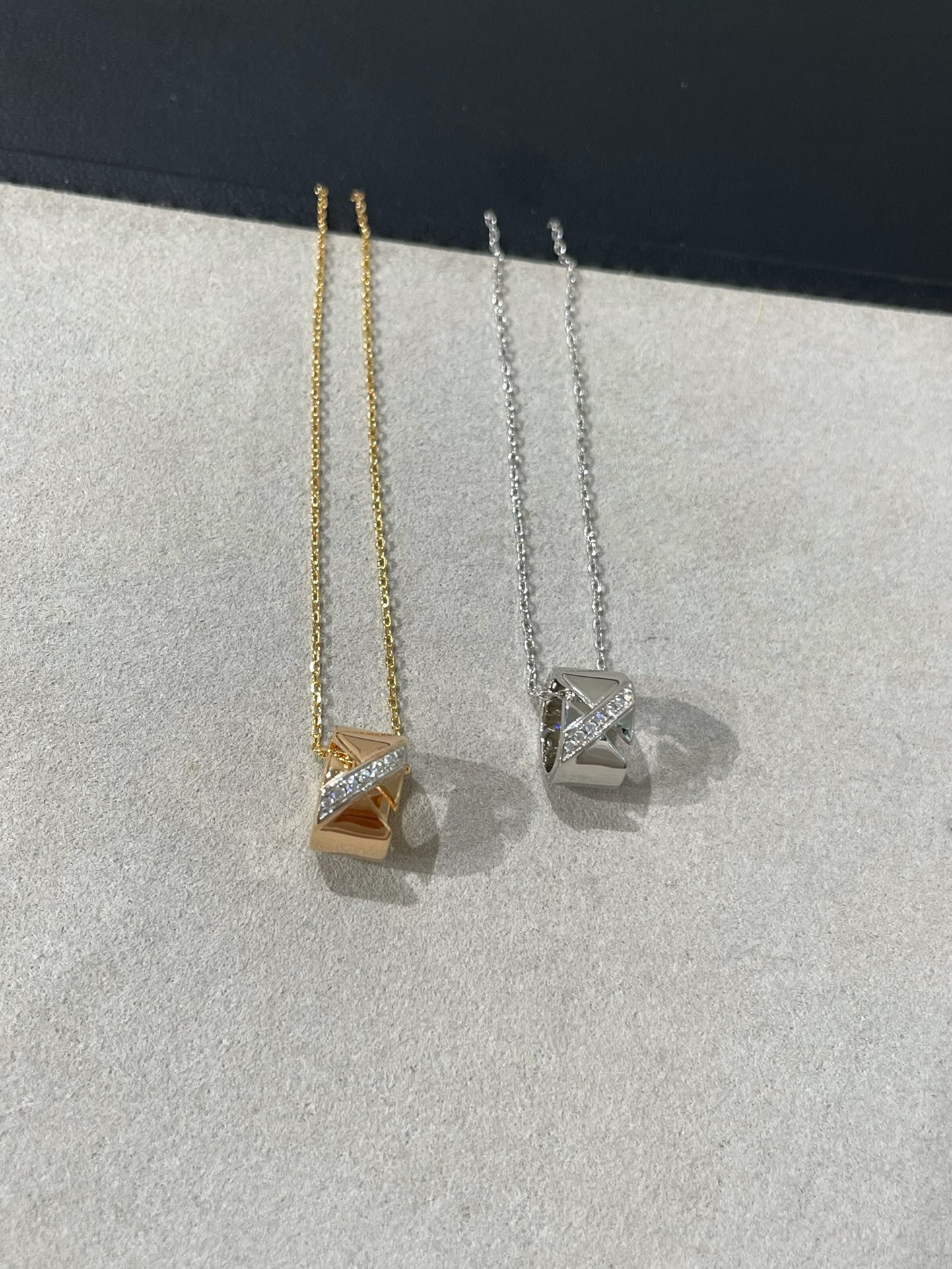 ¡®Loco¡¯LIENS EVIDENCE DIAMOND NECKLACE