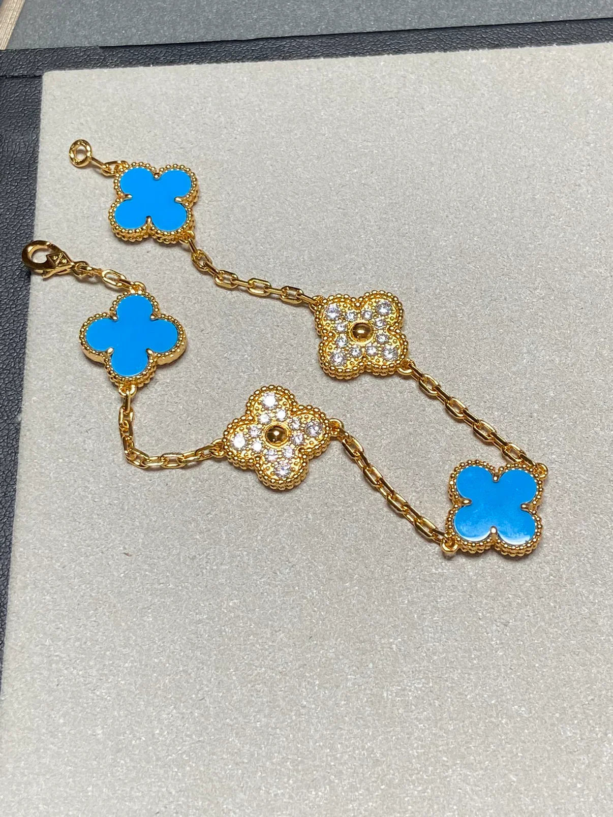 [Loco]New CLOVER 5 MOTIF BLUE AGATE BRACELET COLLECTION