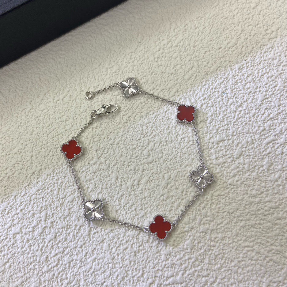 [¡®Loco¡¯]CLOVER 6 MOTIF RED AGATE LASER BRACELET