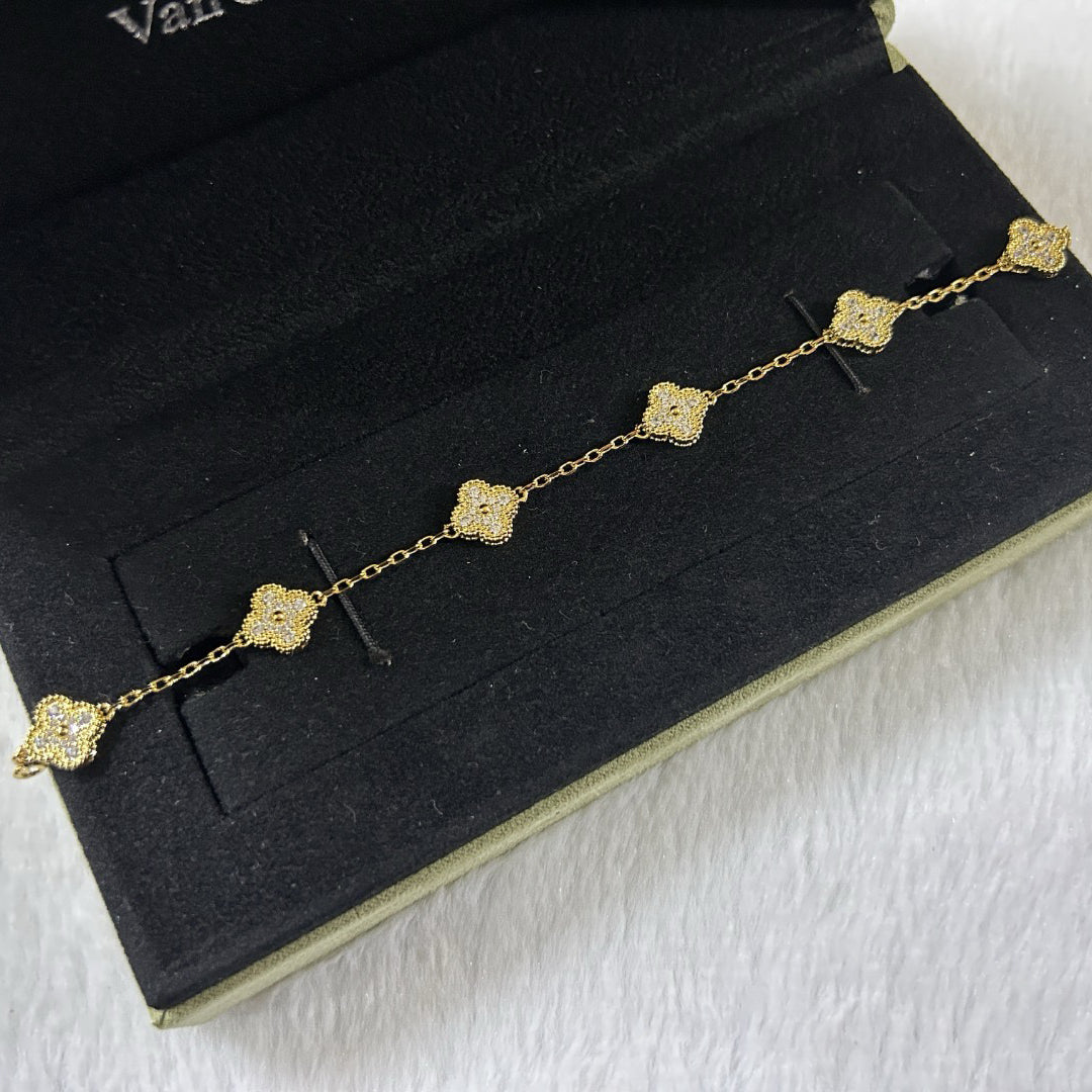 [Loco]New CLOVER 6 MOTIF DIAMOND BRACELET