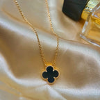 ¡®Loco¡¯CLOVER 15MM BLACK ONYX SINGLE FLOWER NECKLACE