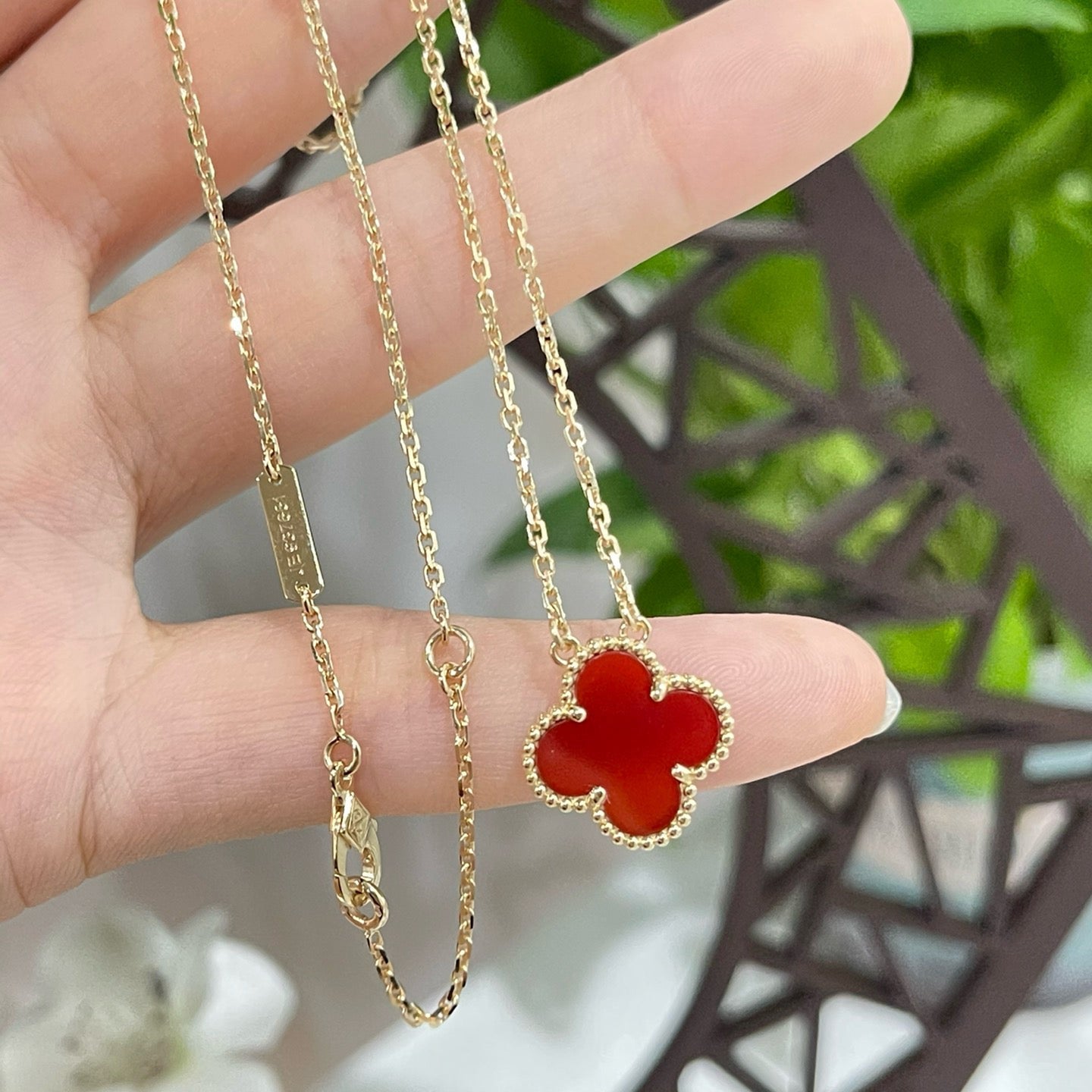 ¡®Loco¡¯CLOVER 15MM CARNELIAN SINGLE FLOWER NECKLACE