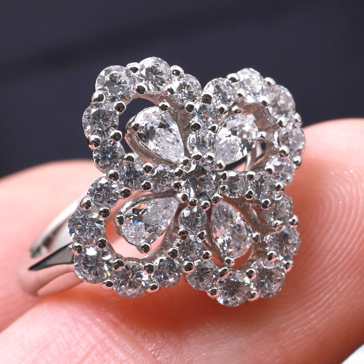 ¡®Loco¡¯LOOP RING FULL MOTIF DIAMOND 16MM SILVE