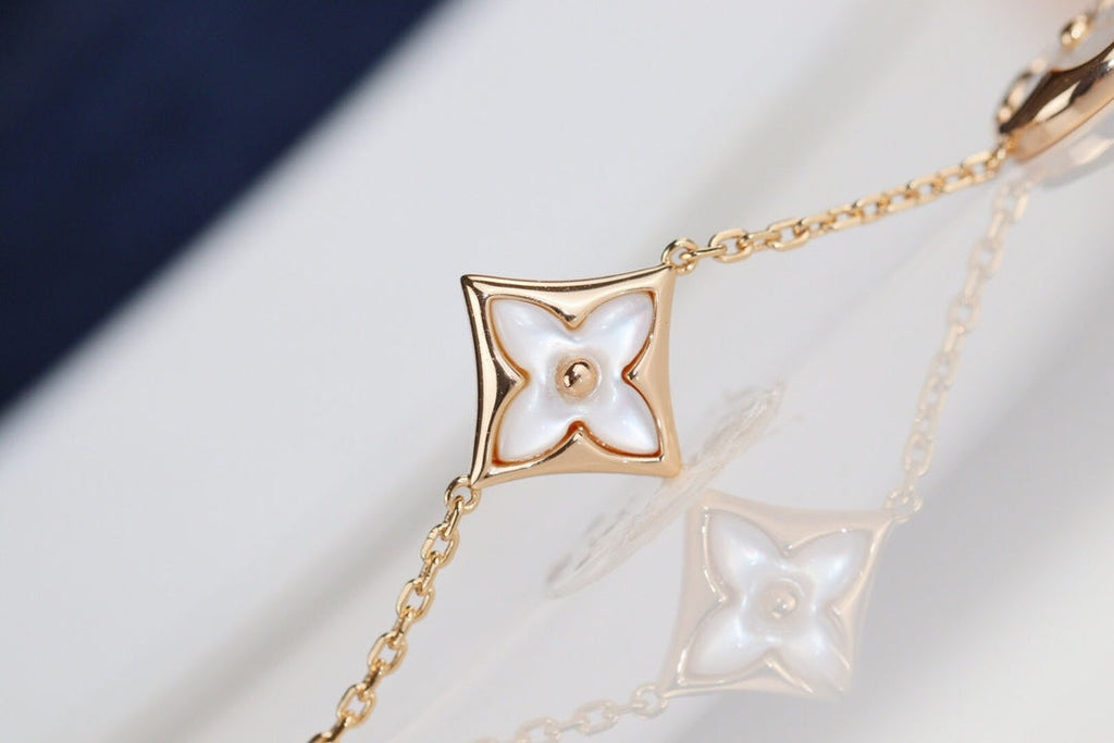 ¡®Loco¡¯LEAF CLOVER BRACELET