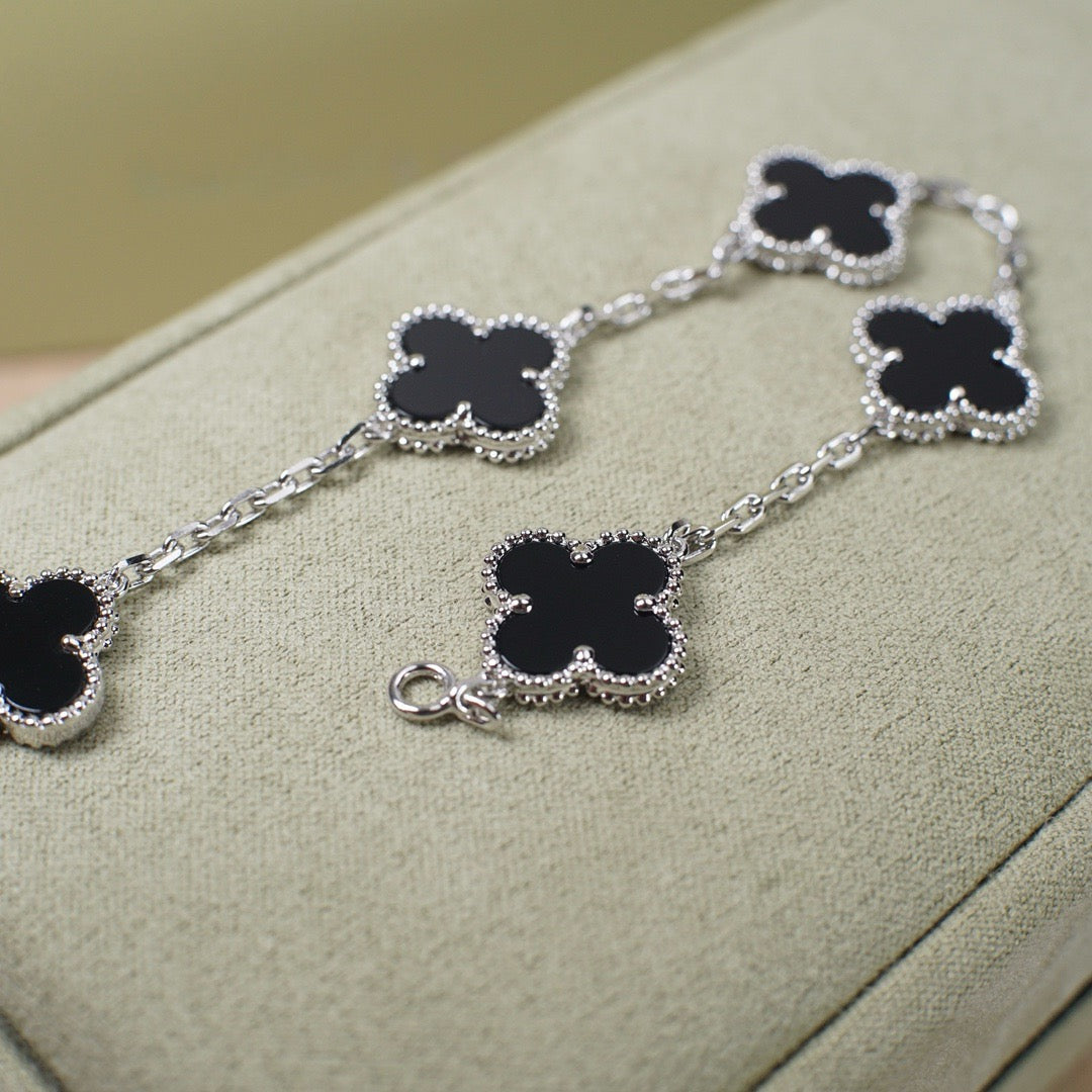 [Loco]New CLOVER 5 MOTIF ONYXS BRACELET COLLECTION